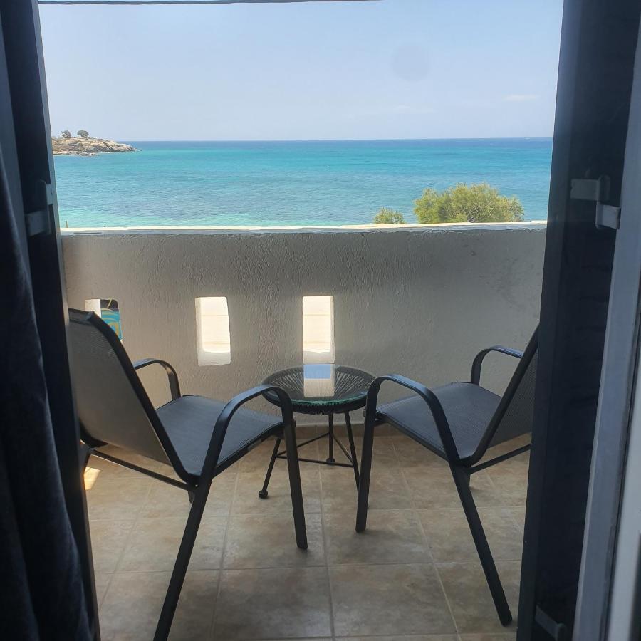 Verykokkos On The Beach Agia Anna  Luaran gambar